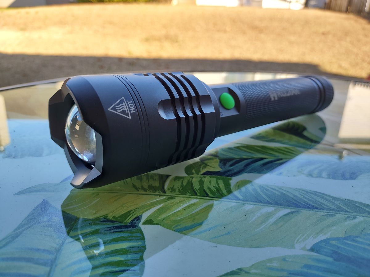 Kodiak "10,000"LM Flashlight Review